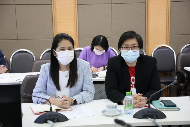 พม. ร่วมกับทีม Smiles for 