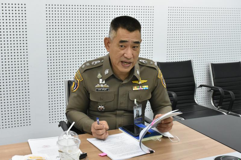 ที่ปรึกษาซาร่า หั�