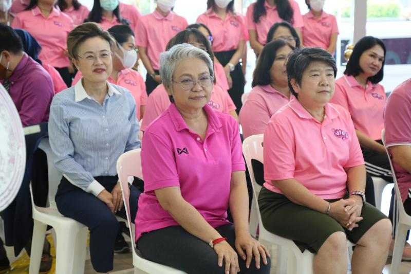 Kick Off  สร้างความผาสุ�