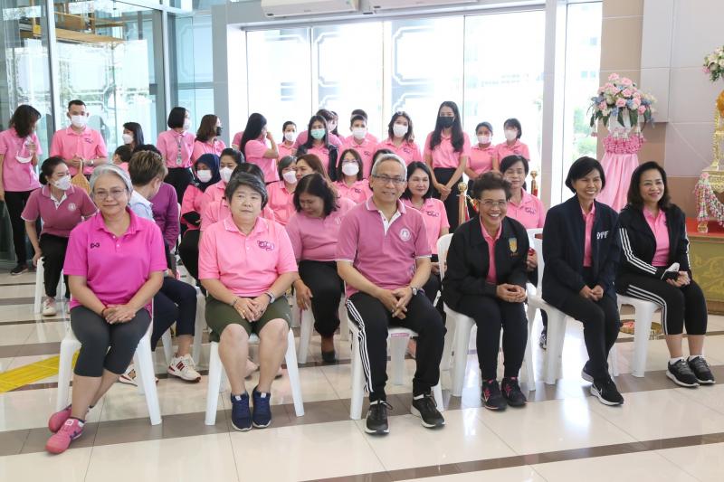 Kick Off  สร้างความผาสุ�