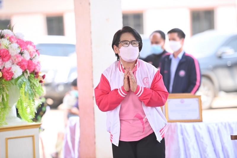 รมว.พม. ลงพื้นที่ม�