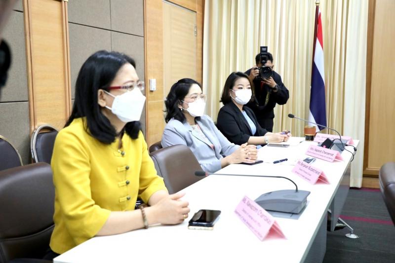 พม. ร่วมประชุมวิชา