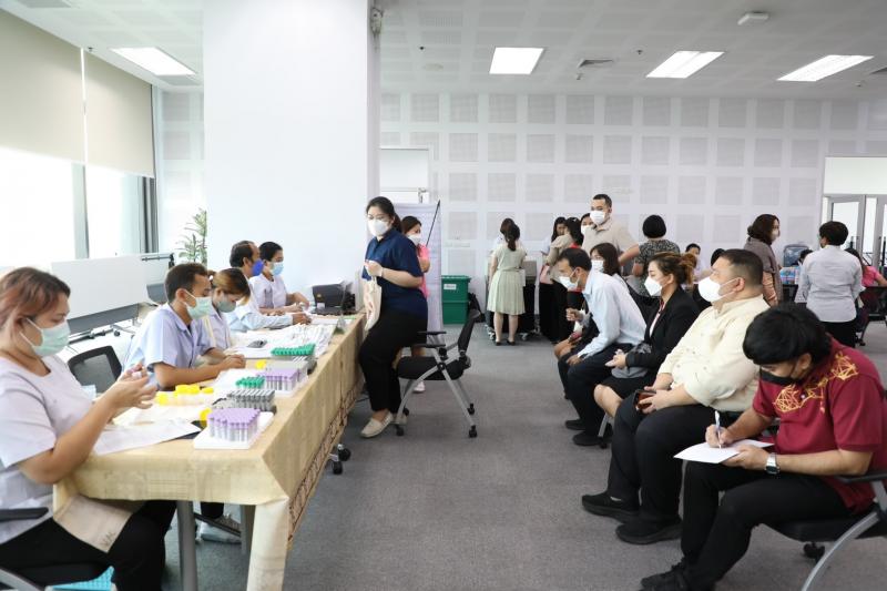 พม. ห่วงใยบุคลากร �