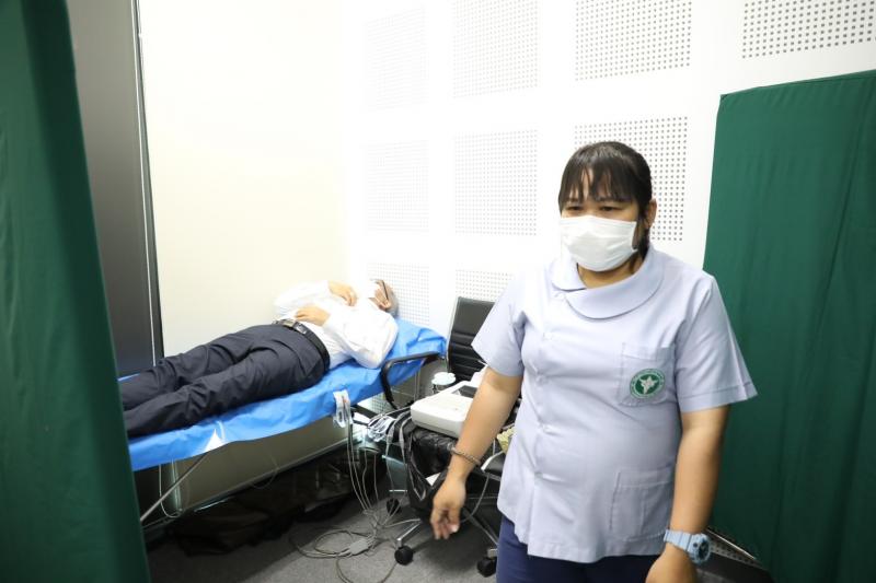 พม. ห่วงใยบุคลากร �