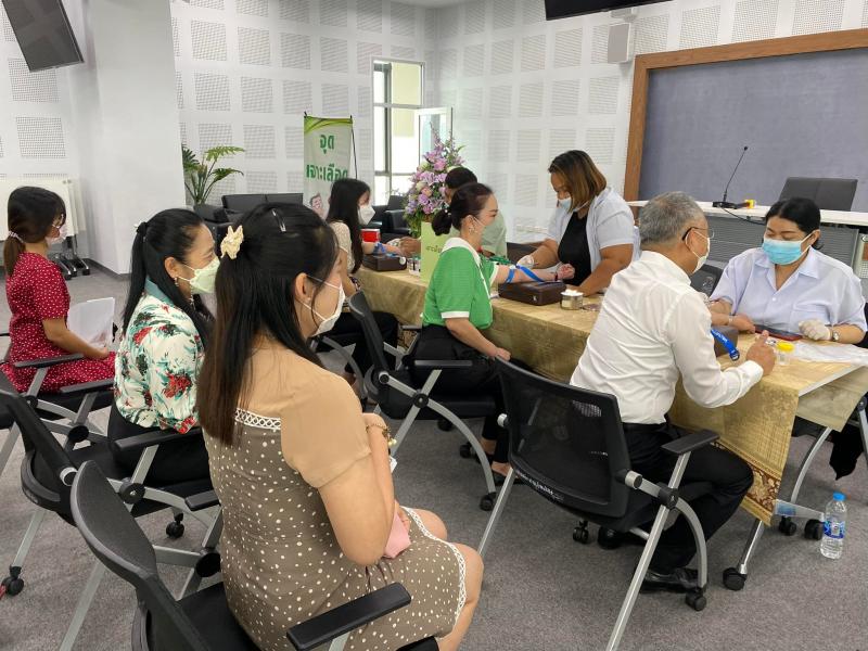 พม. ห่วงใยบุคลากร �