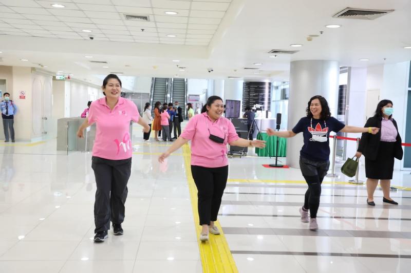 ชาว พม. แดนซ์ต่อไม�