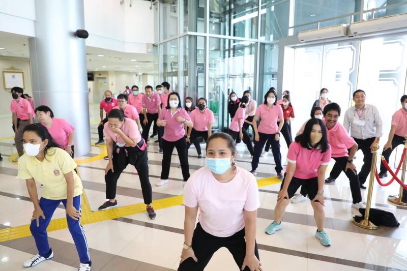 ชาว พม. แดนซ์ต่อไม�