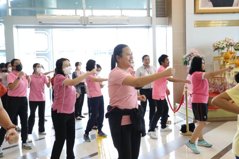 ชาว พม. แดนซ์ต่อไม�