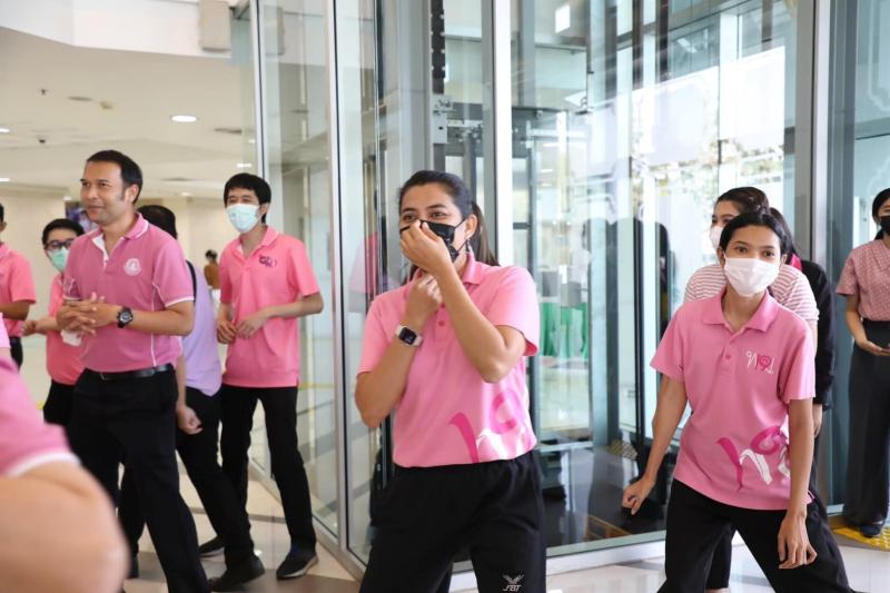 ชาว พม. แดนซ์ต่อไม�