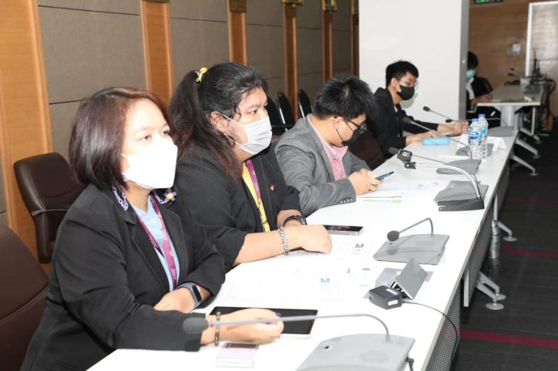 ปลัด พม. นำทีมหารื�