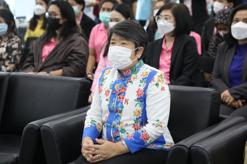 พม. ร่วมใจบริจาคโล