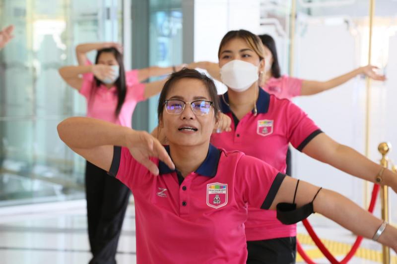 คน พม. ชวนออกกำลัง�