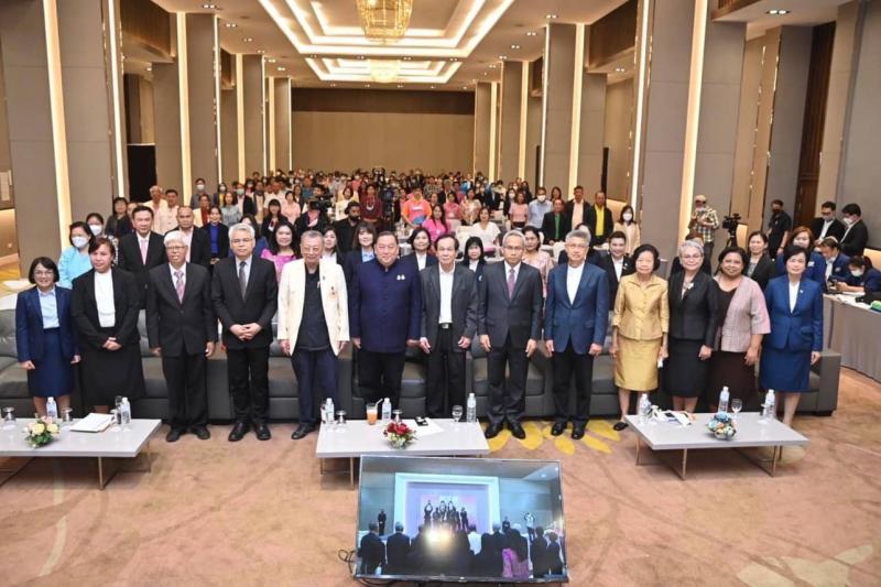 พม. จับมือเครือข่า