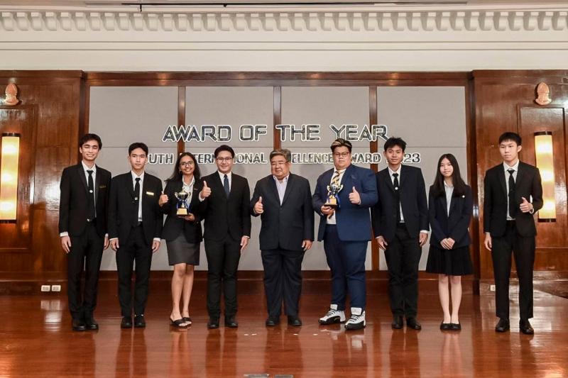 พม.ร่วมมอบรางวัลเ�