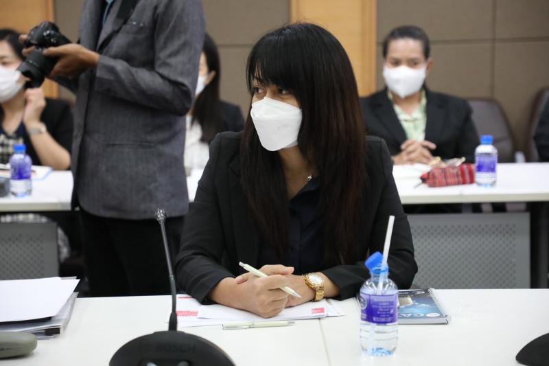 พม.ประชุมหารือการ�