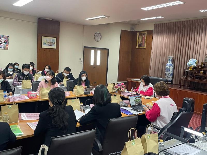 ลงพื้นที่ตรวจราช�