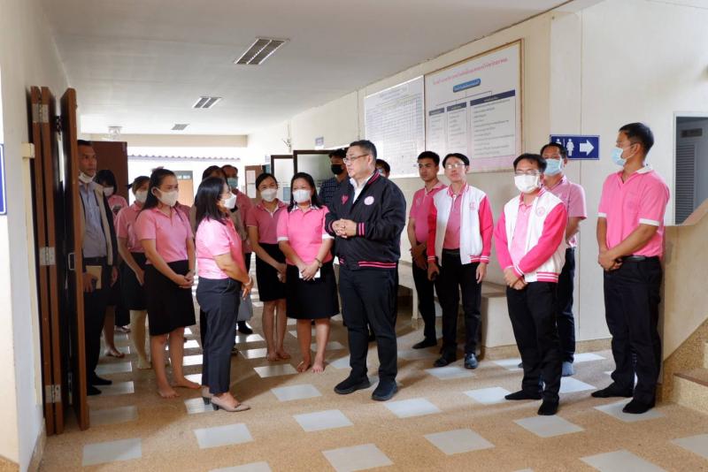 พม. พร้อมคณะ ลงพื้�