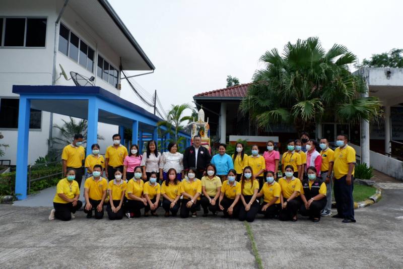 พม. พร้อมคณะ ลงพื้�