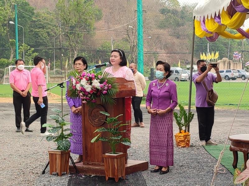 ปลัดพม. นำทีมเปิดศ