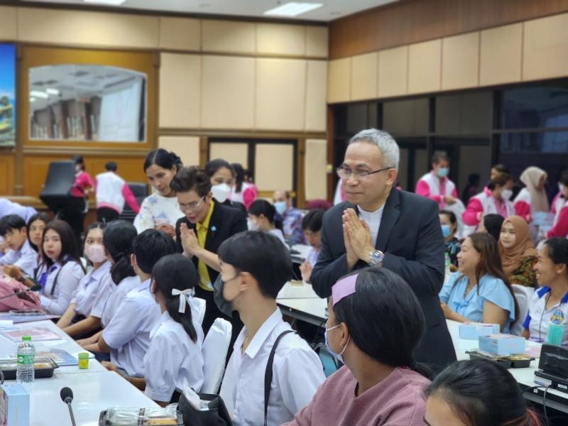 ปลัด พม. นำทีม ลงพื�