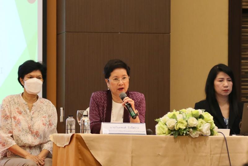 รองปลัด พม. เปิดงา�