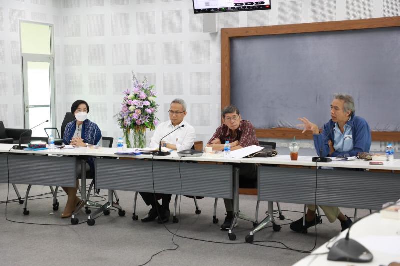ปลัด พม. เป็นประธา�