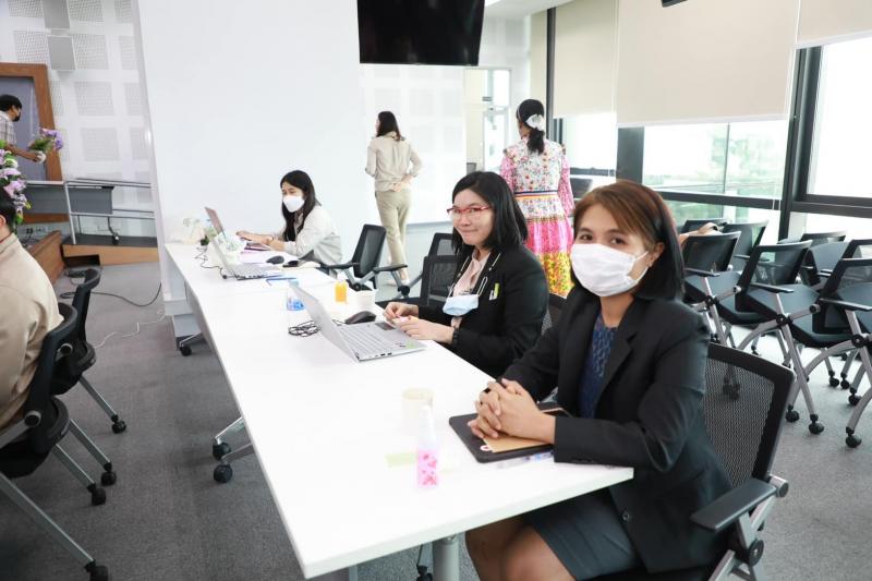 ปลัด พม. เป็นประธา�