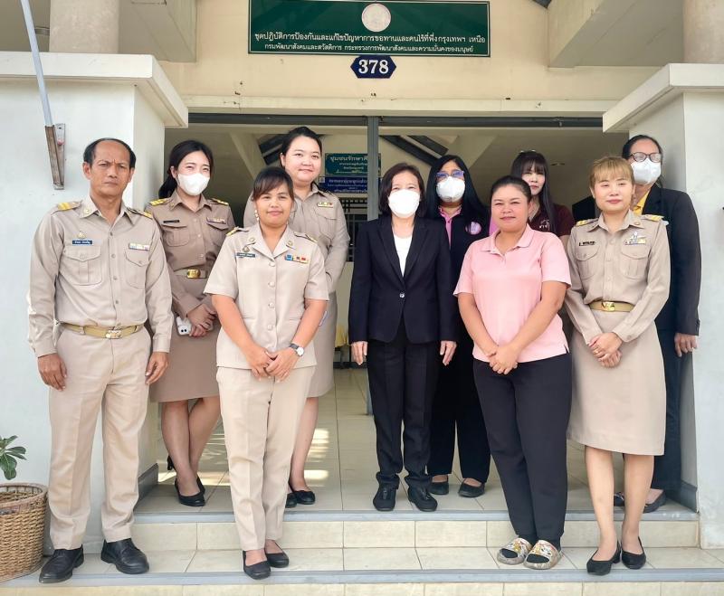 สุนีย์ ผู้ตรวจ พม. �