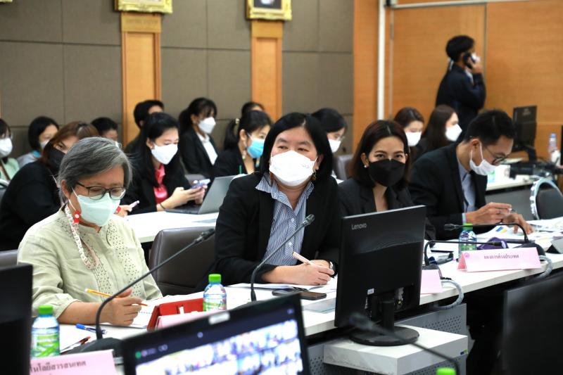 ปลัด พม. เข้าร่วมป�