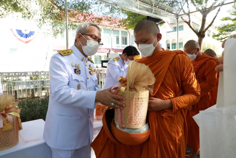 พม. ร่วมพิธีทำบุญต