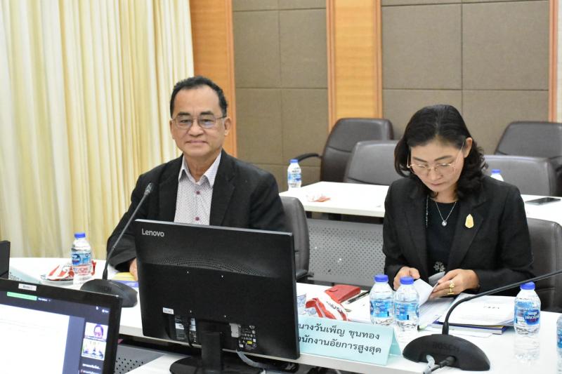 ธนสุนทร (รองปลัดกร