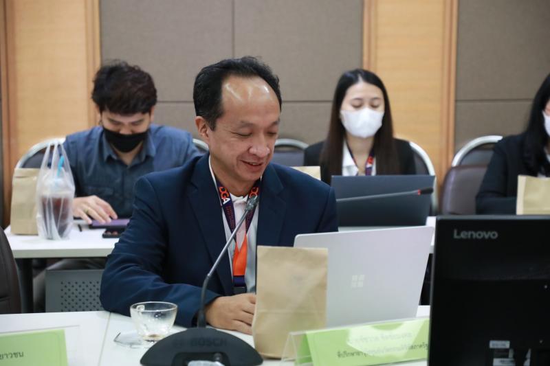 พม.เข้าประชุมนำเส�