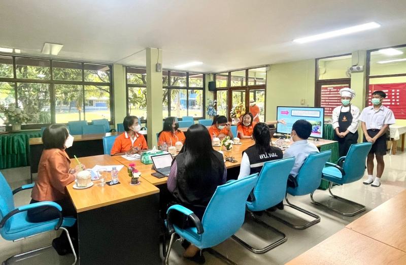 ผู้ตรวจราชการพร้�