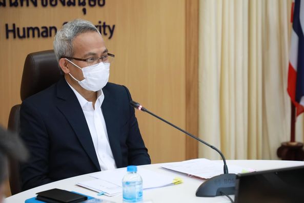 ปลัด พม. เป็นประธา�