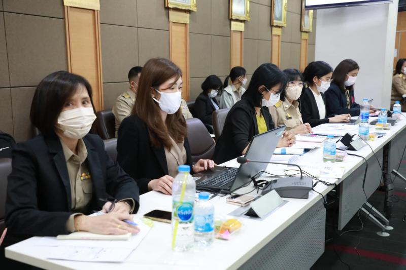 ปลัด พม. เป็นประธา�