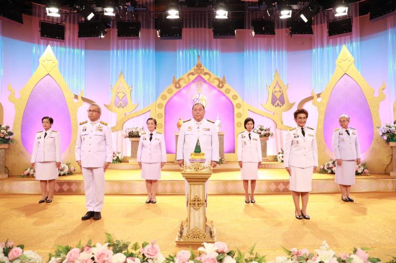 รมว.พม. นำคณะผู้บร�