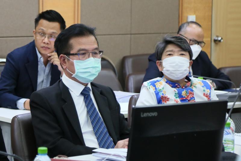 รมว.พม. เป็นประธาน�