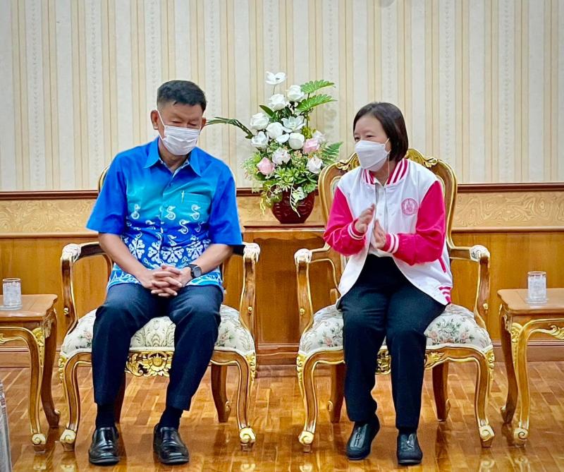 สุนีย์ ผู้ตรวจ พม. �