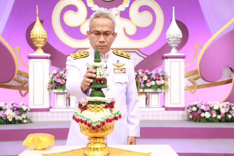 ปลัด พม. พร้อมคณะผ�