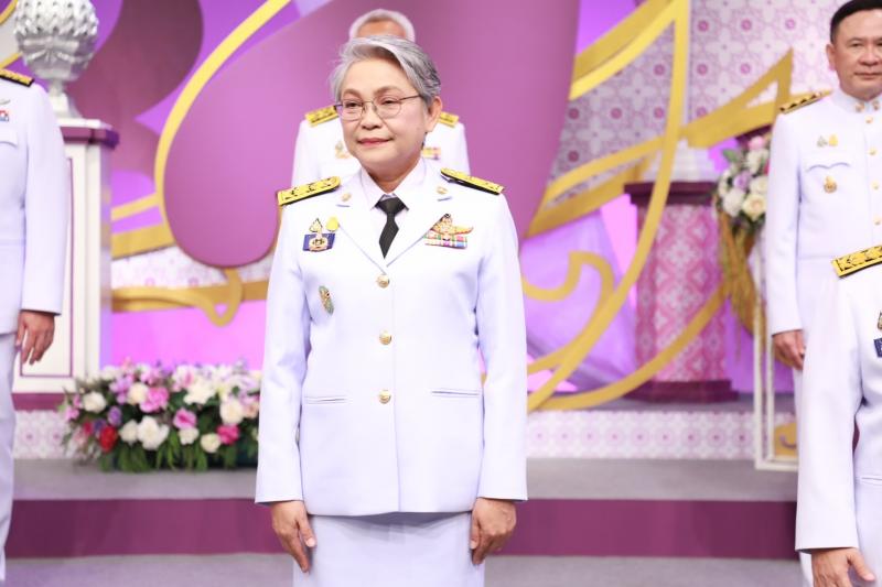 ปลัด พม. พร้อมคณะผ�