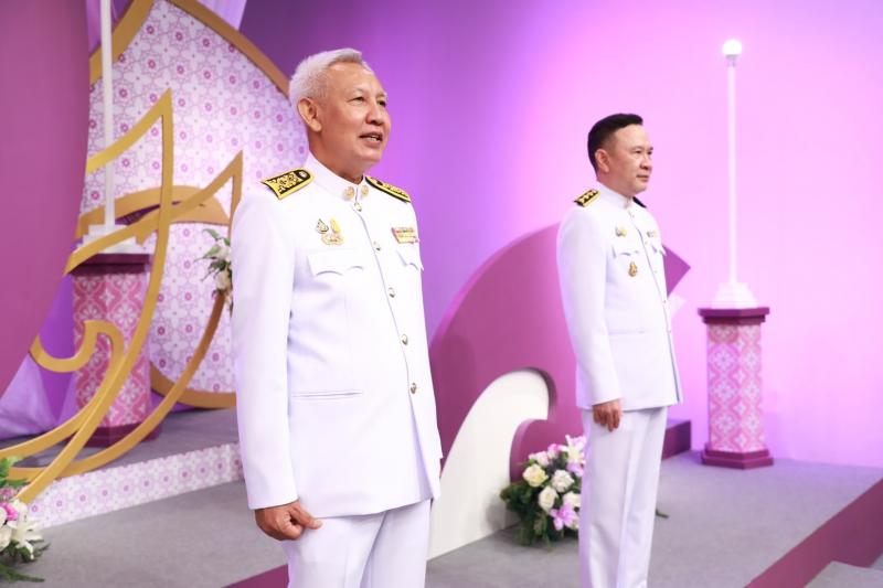 ปลัด พม. พร้อมคณะผ�