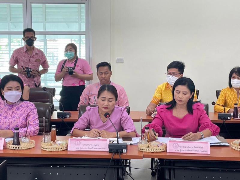 อุไร ผู้ตรวจ พม. พร�