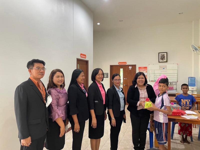 อุไร ผู้ตรวจ พม. ลง�