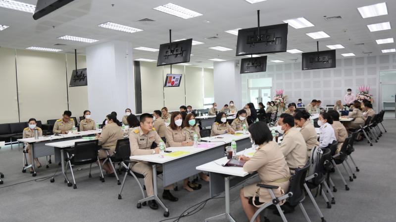 ผู้บริหาร พม. เปิด�