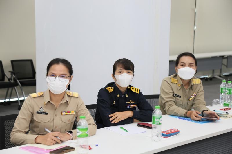 ผู้บริหาร พม. เปิด�