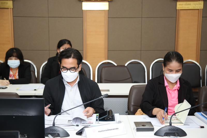 พม. เป็นประธานการป