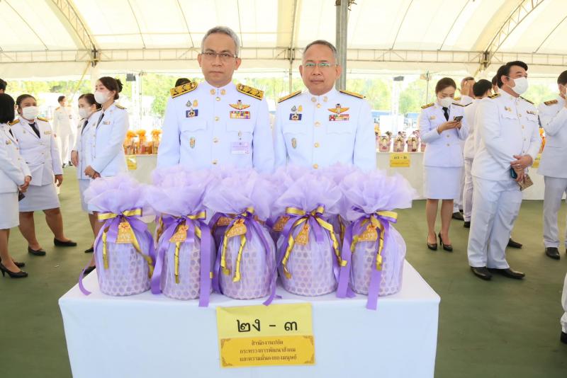 พม. ร่วมพิธีทำบุญต