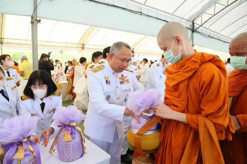 พม. ร่วมพิธีทำบุญต