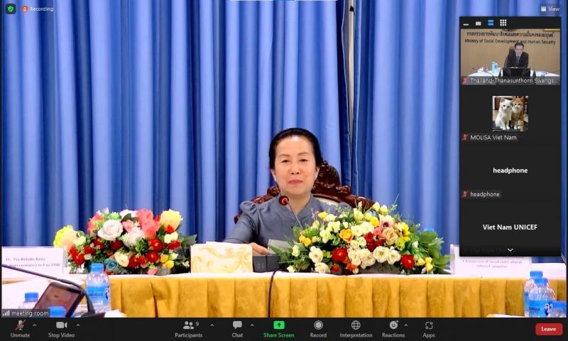 พม. ร่วมบรรยายให้ค