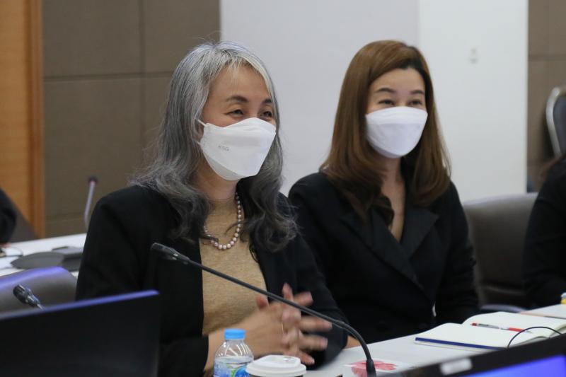 พม. ร่วมกับ สคส. หาร
